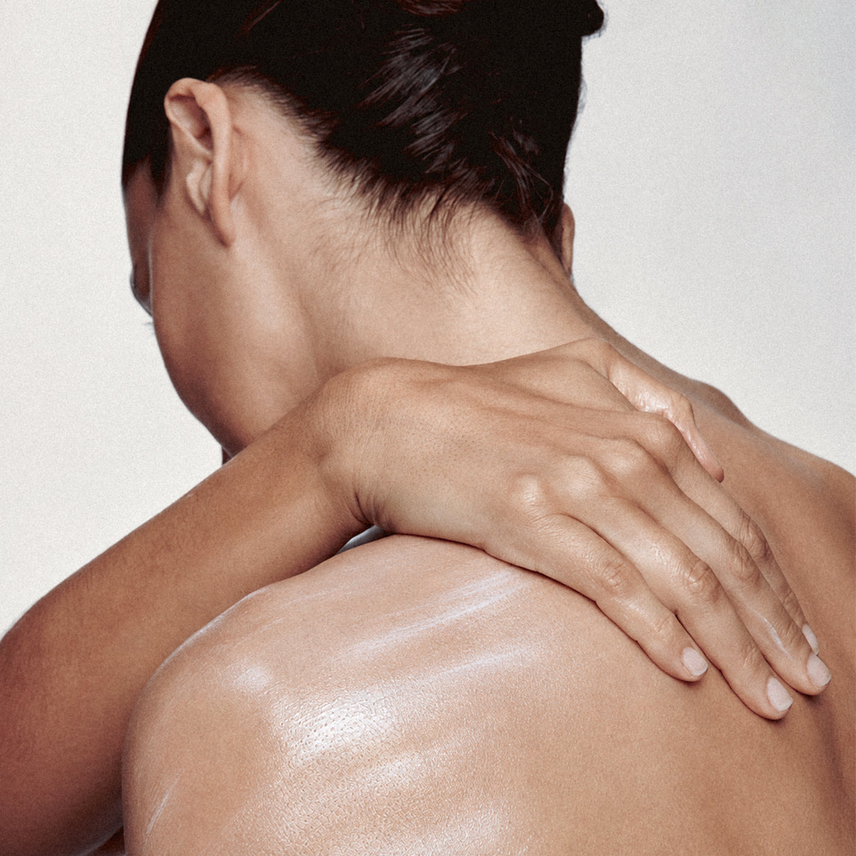 ILLUMINATING MILK [PEARL & BRONZE]